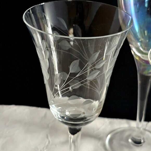4 Mismatched Cordials Cocktail Glasses vtg mixed etched cut iridescent party - Picture 8 of 11